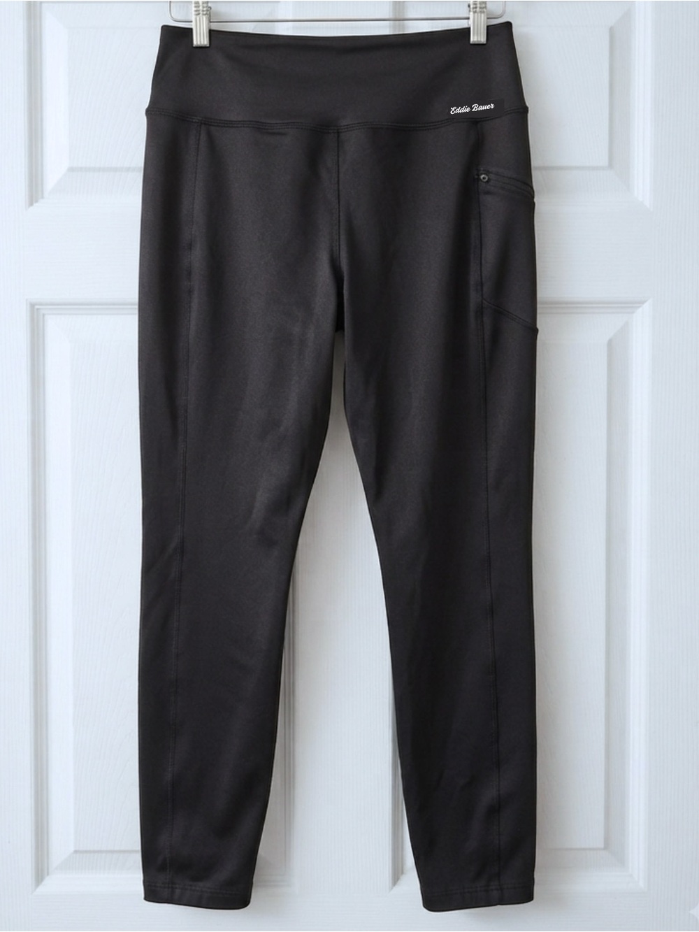 Eddie Bauer • Soul + Sky
BUNDLE (2) Women’s Technical Active Leggings - Picture 2 of 5
